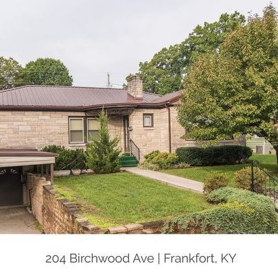 🔥 JUST LISTED 🔥 📍204 Birchwood Ave Frankfort, KY
Take a look 👀 at this beautiful Bedford stone ranch home with gleaming hardwood floors and a finished basement, ready for you to call home!
Features:
🛏 3 bedroom
🛁 2 bathroom
Hardwood flooring
Finished basement
Covered porch with private backyard
Conveniently located near shopping 🛍, schools 🏫, and restaurants 🍽
Call or text 📱 502-542-1387 for your private showing today!
.
.
.
#kchrealty #justlisted #frankfortky #georgetownkentucky #scottcounty #kentuckyrealestate #kellerwilliamsgreaterlexington #kellerwilliamsrealtor #sharethelex #realestatelife #lexingtonky #lovemyclients #realestateky #kwgl #georgetownky #newhomeowners #firsthome #lifestylerealtor #realestateadvice #bluegrassstate #houzz #myoldkentuckyhome #lifestylephoto