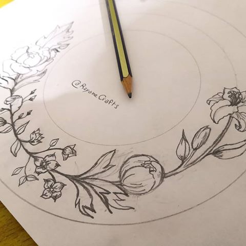 Sketching.... I'm excited to start this new challenge 🌼🌼 hope it turns out great In sha'a Allah 💗💗 #embroidery  #embroideryart #embroideryideas  #gift #Riyadh #decor #design #contemporaryembroidery  #embroideryfloss  #handmade #sketch #sketching #flowers #doublehoops 
#تطريز  #الرياض #هدية #تصميم  #صنع_يدوي #تطريز_يدوي #سكيتش #رسم #ورد #زهر