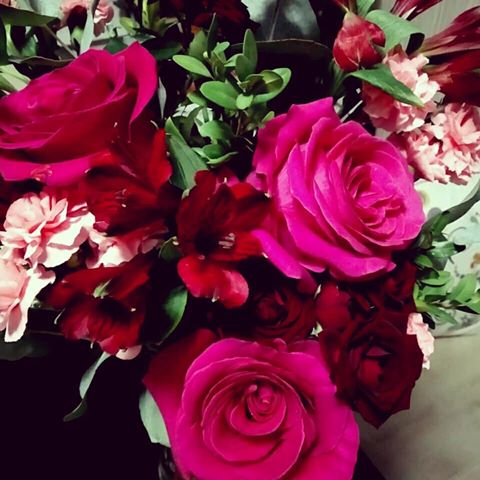 Опять цветы!!!! 😁
Юля Спасибо за Поздравления!!!!!😁👍😍 Лучше поздно чем никогда!!!!!😁😁😂СПАСИБО!!!💞
С ДНЁМ РОЖДЕНИЯ МЕНЯ!!😍
#цветы #розы #красивыецветы #даритеженщинамцветы #яркиецветы #май #май2019 #деньрождения #красота #настроениедня #днюха