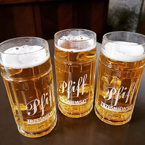 Wiener Spezialität.....#pfiff 0,1 #ottakringer #helles...#lecker  #beertravel #beer #bier #cerveza #cerveja #beerporn #instabeer #brewing #brauen #brewery #handmade #tasting #craftbeer #beerstagram #beerlover #cheers #prost #beerme #beerpic #food #wien #österreich #austria #travel #trezniewski