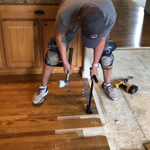Trying out the new @plankyanker for Lace-in demo. What a game changer. .
.
.
.
.
.
.
#hardwood #interiordesign #woodworking #wood #flooring #design #hardwoodfloors #hardwoodflooring #home #floors #handmade #furniture #architecture #homedecor #woodwork #renovation #tile #carpentry #parquet #floor #oak #art #homeimprovement #construction #diy #timber #kitchen #woodshop #remodeling #bhfyp