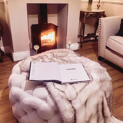 Log burner installation before and after pics🔥
.
.
.
.
.
#logburner #woodburner #fire #cosy #home #homedecor #homeideas #house #designinspo #interiors #interior123 #chanel #periodhome #1930s #fireplace #instapic #instagram #homesweethome