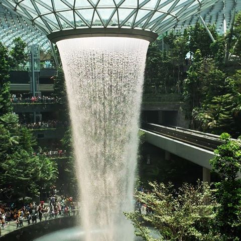 And this, ladies and gentlemen, is how Singapore does a shopping centre
