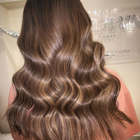 BALAYAGE BABE 😍😍😍
@balmainhaircouture Colours Used 
@olaplex To Stop Any Damage 
@beauty_worksonline Clip-Ins 
@ghdhair Heated Tools 
Appointments Available This Monday With 50% Off All Colour Dm For More Information ℹ️