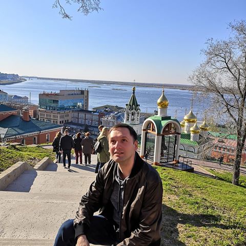 На этой фотографии есть все: кремлёвская лестница, золотые купола, волжский простор и счастливый странник 😉
#салминlife #миртрудмай #май #отдых #нижнийновгород #nnov #НН #ульяновцы #отдыхвроссии
