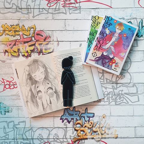 Dziś cały dzień spędziłam z nastoletnią sąsiadką Natalką, wielką fanką Anime😊
Natalka do swoich książek i komiksów zaprojektowała zakładkę 🙂 A ja ja uszyłam 😀
#anime #japan #komiks #lalka #zakładka #zakladka #bookmarks #bookmark #książki #czytam #mlodziez #kids #bookforkids #books #rekodzielo #handmadeshop #handmade