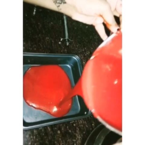 Helped making my sister the red velvet cake, obviously eggless, at 3 am today! So ya, a very good morning everyone 🌸✨🥰💗
#redvelvetcake #cake #baking #egglesscake #egglessbaking #vegetarian #love #happiness #support #red #artist #goodmorning #art #foodart #homecake #life #artcurator #artdirector #artadvisory #interiordesign #interiordesigner #artmagazine #artgallery #interiordecorator #contemporaryartist #interiordecorating #homelove #interior #eggless #tiara