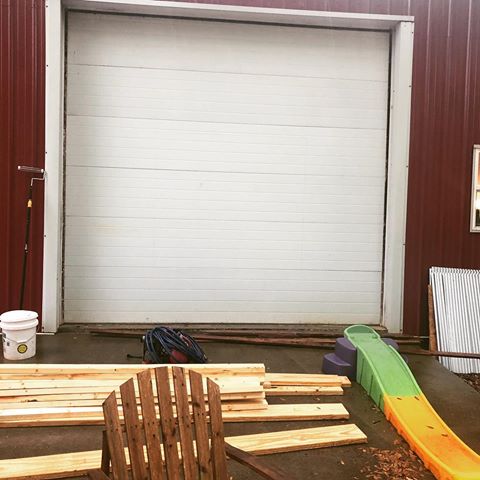 Big changes today!! This enormous roll up door came down!! 🎺 The front wall is framed out but the door package won’t be in until next week (😞) so it’s all covered back up now. And of course we picked the day with storms to remove an exterior wall 😳 my poor guys worked in the pouring rain for 3 hours! They’re the real champions!! .
#bardominium #barnhome #shophouse #farmhouse #farmlife #metalbuildinghome #farmhouseliving #farmhousedesign #diydecor #happylittlefarmhouse #ourfarmhousetribe #renovation #buildityourself #diyonabudget #diy #diyfarmhouse
#currenthomeview #redbarn