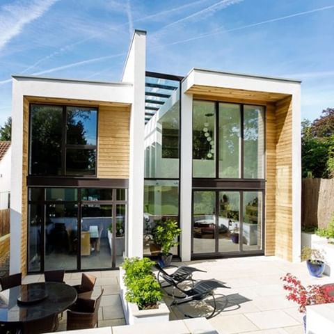 Have you read our free guide to house design on our website? From employing a designer to the location of your build, our guide covers everything. Read it now on the guides section of our website - click the link in our bio⠀
🔨🧱🏠✏️📒⠀
.⠀
.⠀
.⠀
#selfbuildanddesignmagazine #selfbuildanddesign #selfbuild #renovation #newbuild #extension #guides #beginnersguides #inspiration #selfbuildinspiration #instahomes #homeimprovement #homerenovation #homeideas #homeinspo #designinspiration #housedesign #design #selfbuilddesign #homedesign #designingahome #granddesigns #grandesigns #designideas #homedesignideas