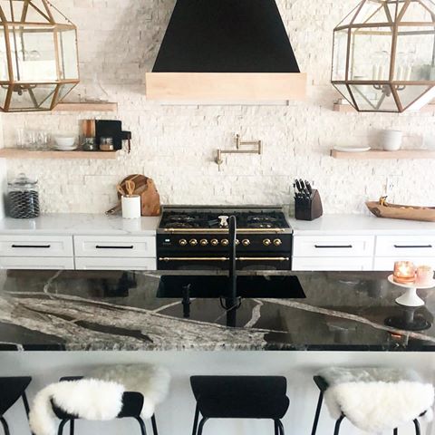 Holy kitchen envy! Dying over this design @bayleedeyondesign .
.
Use the hashtag #modernbohem or tag us @modern_bohem for a feature!
.
.
.
.
#modernbohemian #bohohome #bohohomedecor #homedecor #farmhouse #bohemianhome #doingneutralright #hometohave #howyouhome #interiorinspiration #modernhome #modernhomedecor #homedeco #livingroom #bedroom #neutralhome #interiordesigninspo #homestyle #lightandbright #neutral #designgoals #inspo #style #myhometrend #homedecoration #homedecorlove #homedecorate #mymidcenturymix