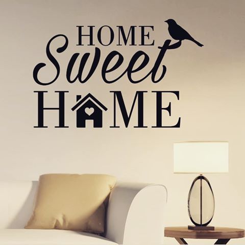 Home is where the heart is 💕.
#walltatoo #homesweethome #interior#wandtattoos#homedesign #homeideas #livingroom #livingroomdecor #wohnaccessoires #livingroomaccessories#beautifulplaces.
