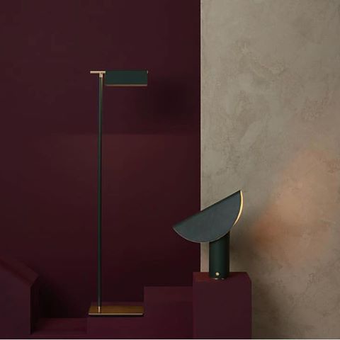 Noriko table lamp with base and shade in Thin Leather and details in brass. The cylindrical base contains the LED system, which is totally invisible from the side view. The shade can be oriented on the horizontal axis. Touch switch in the shape of a small GA logo in metal, located in the lower part of the base. #ArmaniCasaVancouver #GiorgioArmani