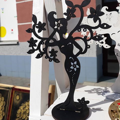 Подставка для украшений.
#marinaorlik #exclusive #gift #handmade #souvenir #подставкадляукрашений #сувенир #декор #длясебя