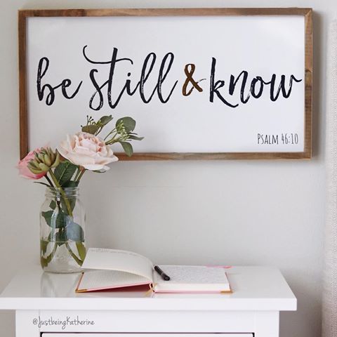 One of my all time favorite verses...🌸print is from @hobbylobby// In the midst of reflecting, I want to get to know you all more. In my stories I have a list of questions that I REALLY would like if you took the time to fill out! I have always been a passionate person about my crafts and relationships. I care about you, and hope you see that through my  styling and tips on budget friendly decor/fashion (or sometimes during my vulnerable story time) So please take 1-2 mins and go to my stories for a mini questionnaire. Thank you in advance 🤗💕 .
.
.
.
.
.
.
.
.
.
.
.
.
.
.
.
.
#justbeingkatherine #smallspaces #nightstand #femininestyle #rentedspaces #budgetdecor #hobbylobby #woodlandstx #interiorstylist #interiorlovers #interior123 #interiorforinspo #homedecorideas #finditstyleit #homedecorating #pinklove #femininedecor #interiorinstagram #pinterest #makehomeyours #blackinteriordecorators #apartment #apartmenttherapy #homedecorinspo #interiordecorators #decoratingonabudget #woodlandstx #newlyweds  #houseandhome  #htx