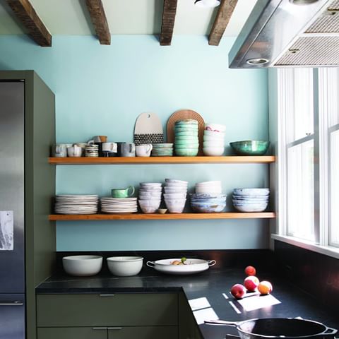 The only kind of rain we look forward to in April is Rainstorm CSP-50, flooding our kitchens with a bright ambiance. ⁣⁣
.⁣⁣
.⁣⁣
.⁣⁣
Colors// (Walls): Intuition CSP-610, Aura Eggshell. (Cabinets): Rainstorm CSP-50, Aura Satin. (Ceiling): Stoneware CSP-245 Aura Matte.